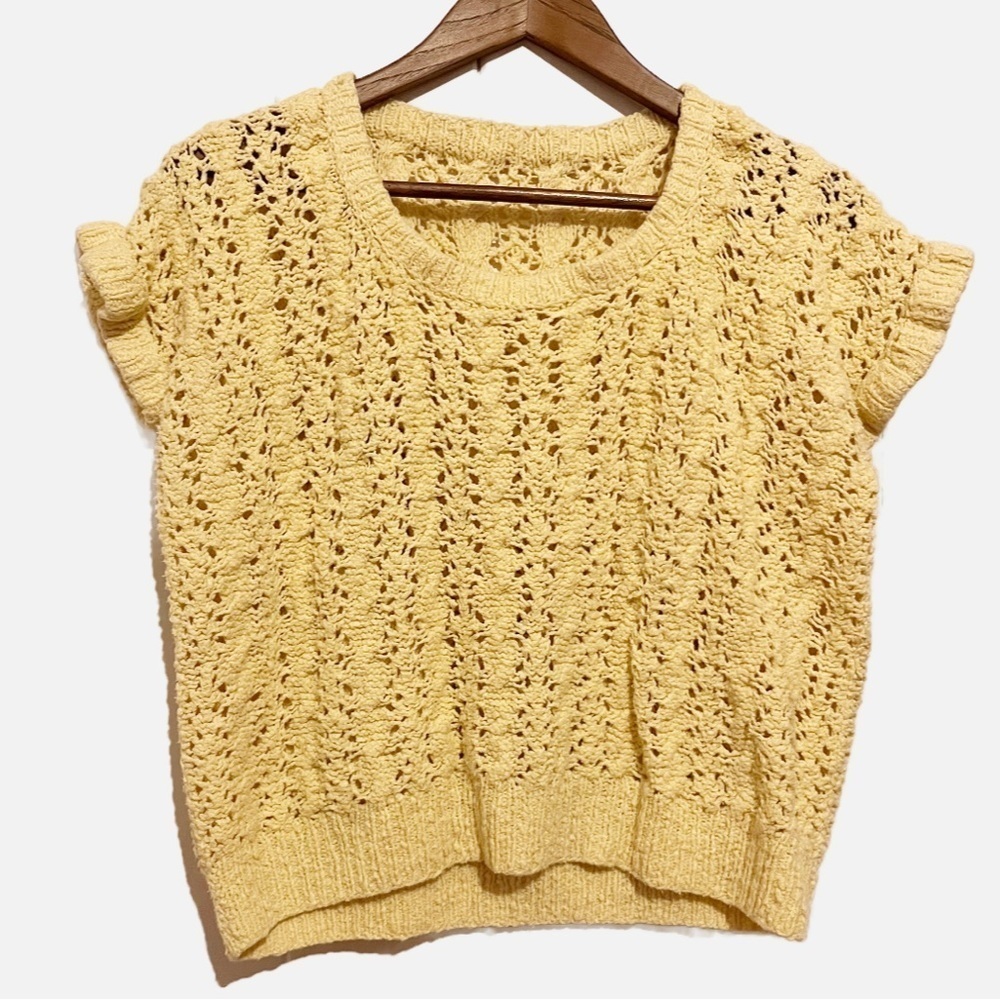 Handmade Yellow Knit T-shirt.